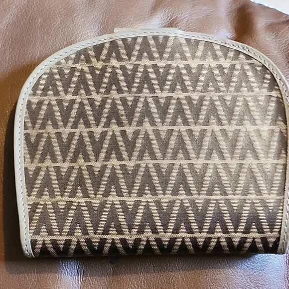 Mario Valentino  Wallet - Picture 3 of 15